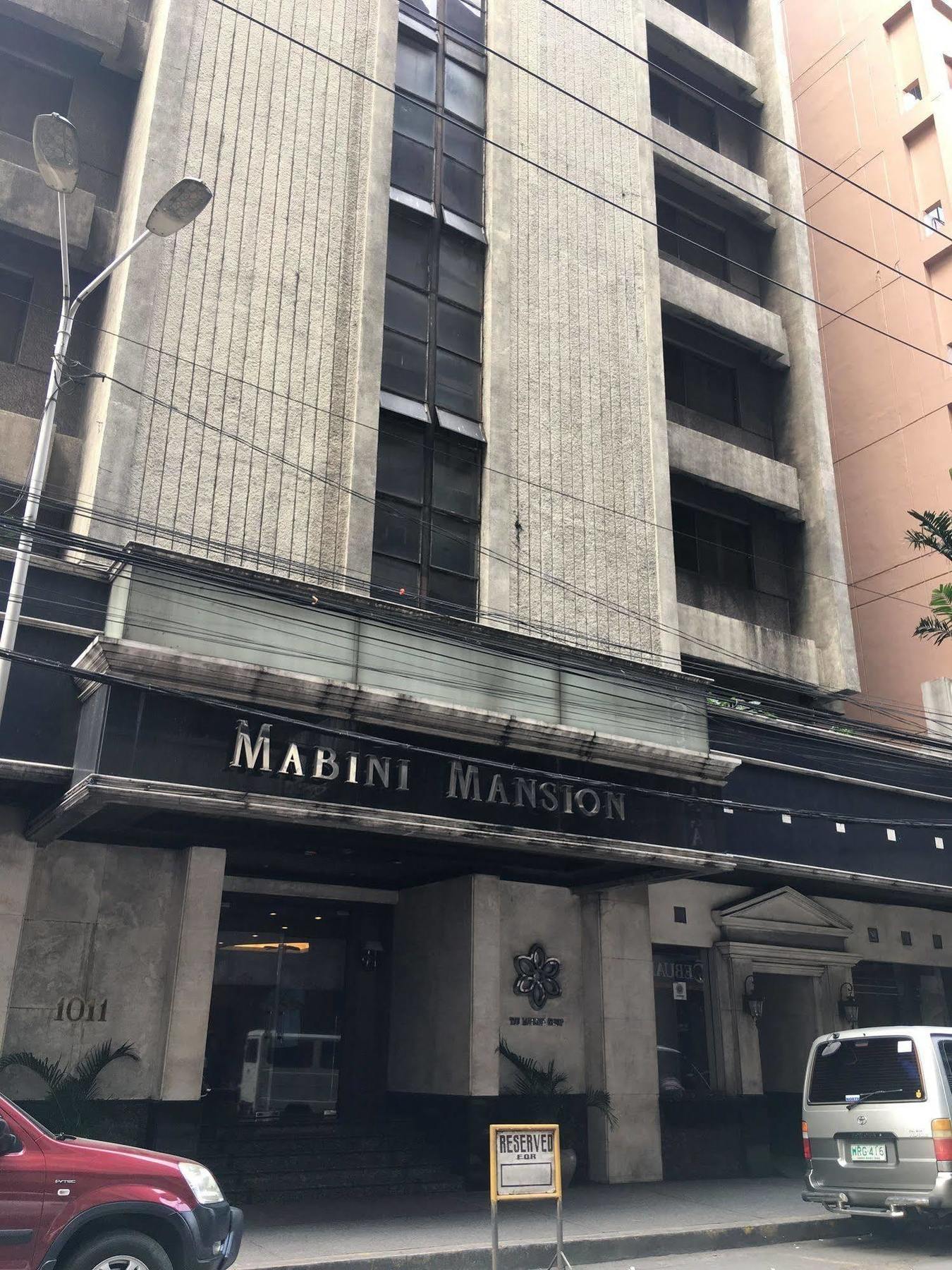 Mabini Mansion Hotel & Residential Suites Манила Экстерьер фото